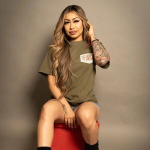 SIGNATURE OLIVE TEE
Vindicated